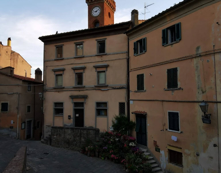 Castello di Castagneto, Italy